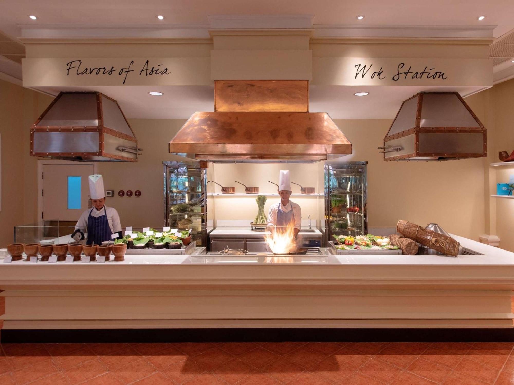 Sofitel Angkor Phokeethra Golf & Spa Resort Ciudad de Siem Riep Exterior foto
